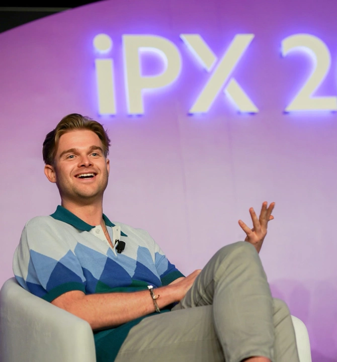 Joey Asleson speaking at iPX23